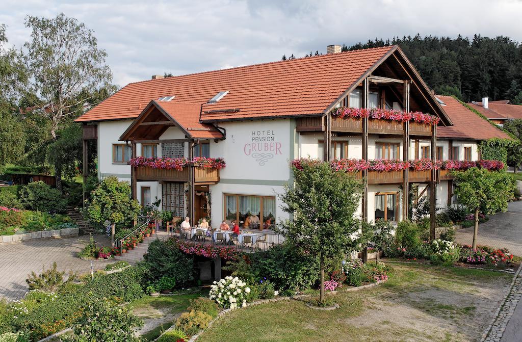 Landhotel Gruber Waldmünchen Dış mekan fotoğraf